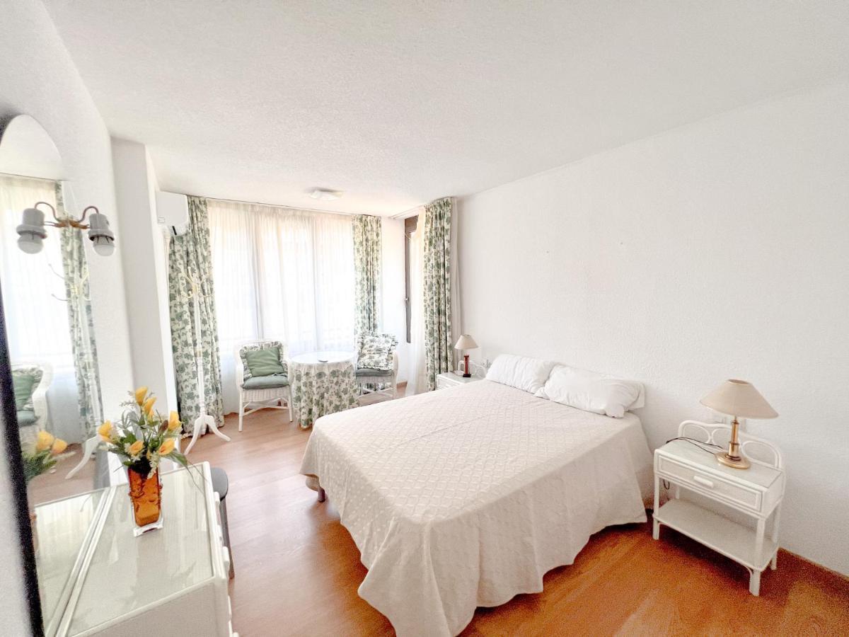 Apartamento En Malaga Este Exterior photo